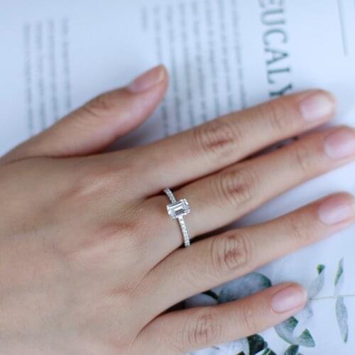 GEM'S BALLET White Rings