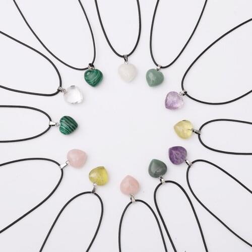 Fashion Pendants Natural Stone Heart Shape Hand Carved Love Stone Peach Heart Crystal Necklace Pendants 18*18mm Whosale