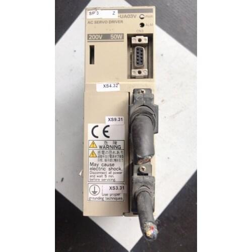 Servo drive R88D-UA03V , USED 90% appearance new ,3 months warranty , in stock free shipping