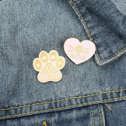 Cute Pink Dog Paw Heart Brooches for Women Kawaii Animal Enamel Lapel Pins Backpacks Cartoon Badge Jewelry Gift 2021 Wholesale