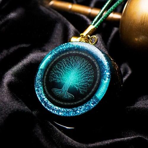 Tree of Life Orgone Pendant Amulet Necklace Spiritual Chakra Healing Orgonite Generator Energy Crystal