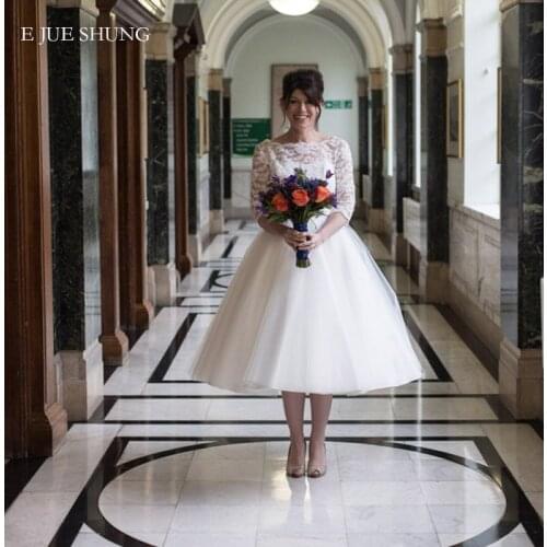 E JUE SHUNG White Lace Tea Length Short Wedding Dresses 3/4 Sleeves Ball Gown Cheap Wedding Gowns Bride Dress robe de mariee