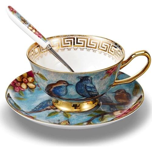 Elegant Flower Bone China Tea Cup Saucer Spoon Set Ceramic Teacup White Porcelain Coffee Cup Tea Set Cafe Espresso Cup