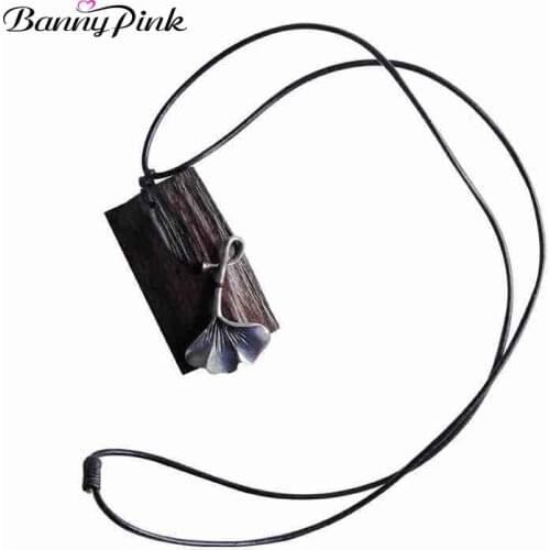 Banny Pink Ethnic Sandal Wooden Alloy Leaf Pendant Necklace For Women Elegant Long Wooden Necklace Fashion Jewelry Collier Colar