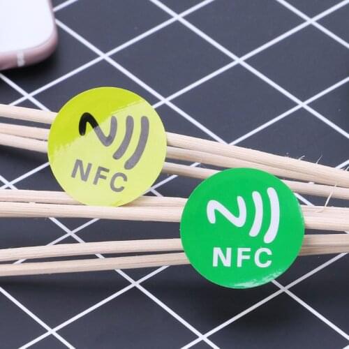 Waterproof PET Material NFC Stickers Smart Adhesive Ntag213 Tags For All Phones B85B