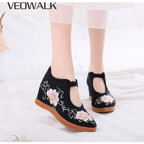 Veowalk Hidden Platform Women Cotton Fabric Embroidered Shoes Ladies Casual Comfortable Shoes Retro Chinese Style Shoes
