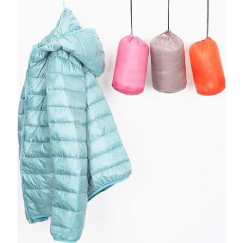Ultra Light Women Down Jacket Winter Hooded Parkas Lady Slim Warm 90% White Duck Down Coat Female Portable Outerwear