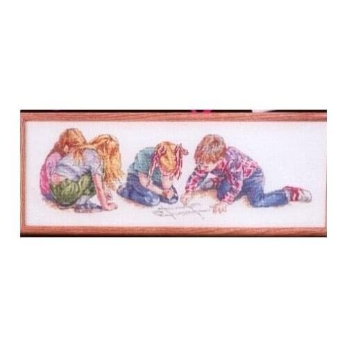 Gold Collection Counted Cross Stitch Kit Play Games Playing Four Kids Children Best Friends Friend design works