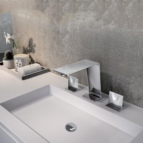Fashion Brass 3 holes 2 handles Bathroom sink faucet Top Quality Copper Basin mixer faucet Cold hot bathroom tap High Quality