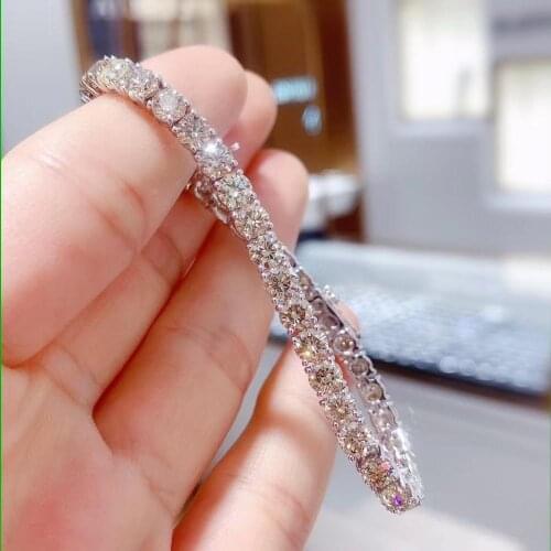 Trendy Style Solid 18k Yellow White Gold 11ct IJ Color VS Real Diamond Bracelet For Women Test Positive