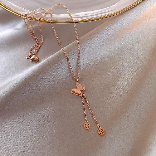 1Pcs The New Personality Butterfly Wings Necklace Female Chain Tassel Clavicle Web Celebrity Niche Necklace Jewelry Design