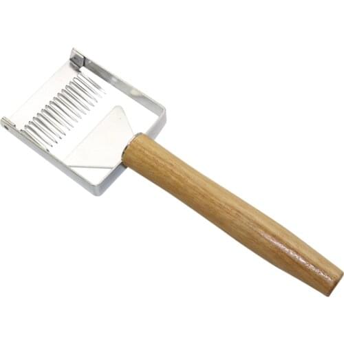 1 Pcs Beekeeping Cut honey Scraper Shovel Uncapping Fork Iron Honeycomb Honey Scraper Wooden Handle Beekeeper Tool
