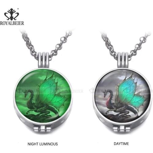 ROYALBEIER Women's Medallions