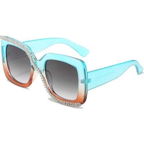 Veshion Big Square Sunglasses Rhinestones Travel Accessories Crystals Ladies Sun Glasses Luxury 2021 Gifts for Women Uv400