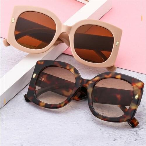 New unisex fashion big frame square sunglasses trend wild flat mirror light PC frame sunglasses women street driving glasses men
