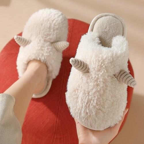 Women Winter Slippers Indoor Cute Plush Keep Warm Thick Bottom Slippers Animal Picture Family Soft Cozy Casual Female Slippers