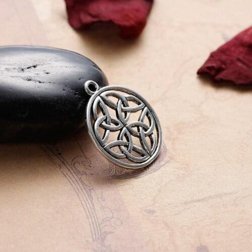 DoreenBeads Zinc Based Alloy Charms Round Silver Color Celtic Knot Carved 28mm(1 1/8") x 25mm(1"), 10 PCs