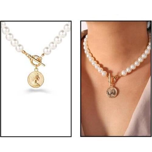 Vintage Pearl Chain Metal Coin Portrait Pendant Necklace for Women Girls Teens Pearls Necklaces Jewelry 2021 Trend New Arrival