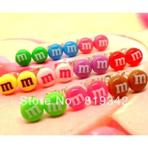 Free Shipping 20pcs ( 10pairs ) Color 8MM Letter M FUNKY MINI CANDY EARRINGS CUTE KITSCH RETRO SWEET POP KAWAII STUD JUNK FOOD
