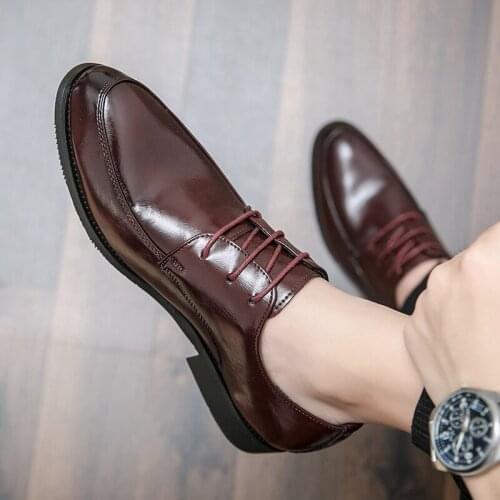 2021 New Mens Quality Leather Shoes British Business Lace Up Fashion Black Soft Leather Man Split Leather Wedding Dress Shoes