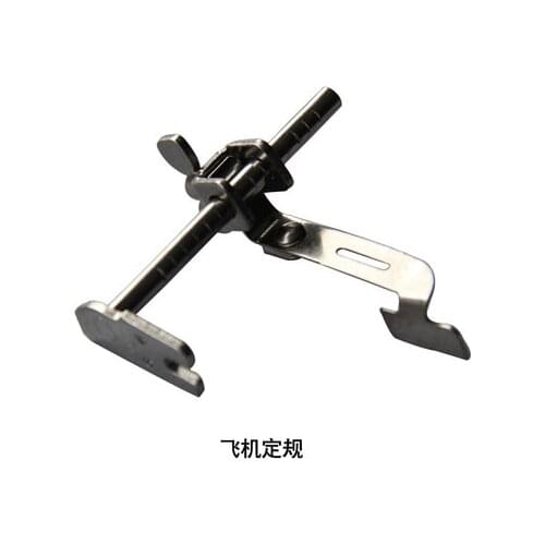 Sewing machine aircraft regulation beside the side of the pressure line of the flat car sewing aid locator regulation