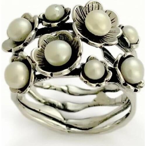 Trendy Vintage Luxurious 4 Circles Of Pearl Flowers Alloy Ladies Ring Weekend Party Bar Club Jewelry Accessories Set