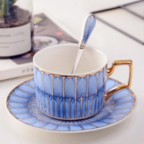 Top Grade Porcelain coffee cup and saucer bone china coffee set mosaic design outline in gold tea cup and saucer set saucer set