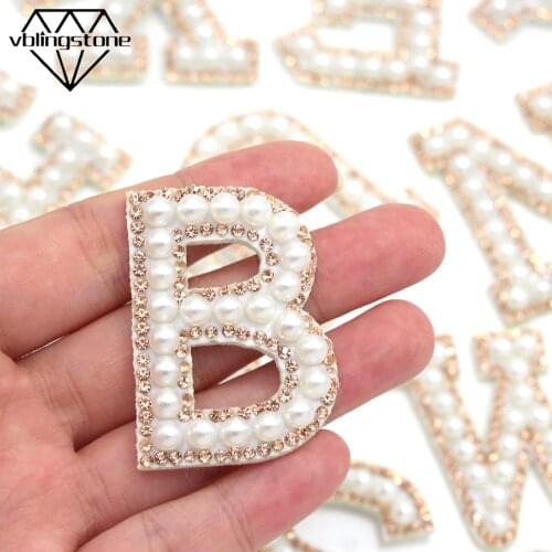 1Pcs A-Z Letter Patch Champagne Rhinestone Pearl Patches For Clothes 3D Alphabet Sew On Patch Applique DIY Shoes Bags Name Badge