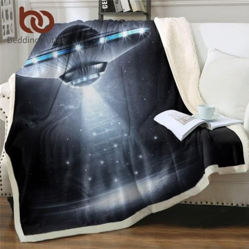 BeddingOutlet Spaceship Throw Blanket 3D Alien Bedding Dirigible Home Textiles Soft Sherpa Blankets 130x150 Nebula Bedspreads