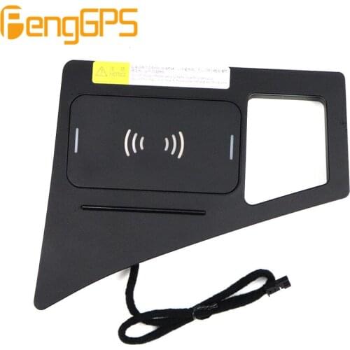 Qi Car Wireless Charger for Audi Q7 2016 2017 2018 For iPhone Xs Max Xr X Samsung S10 S9 Intelligent Infrared Fast Phone Holder