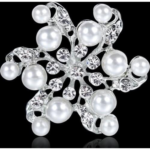 Lustrous Symmetrical Simulated Pearl Flower Rhinestone Silver-color Brooches for Women Brooch Pins Jewelry