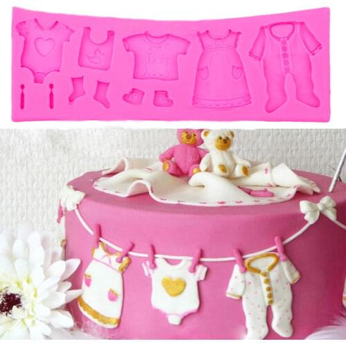 Hot Selling Pop 3D Baby Clothes Shower DIY Silicone Mould Fondant Kitchen Cake Decorating Mold for Chocolate Baking Tools T0534