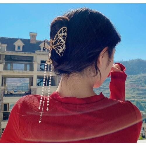 2020 New Retro Goth Personalized Metal Three-dimensional Butterfly Clip Chain Hair Clip Cool Girl Women Fashion Hair Accessories