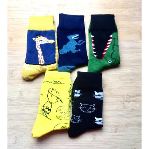Men Cartoon Cotton Calf Socks Soft Breathable Sport Running Socks 5-Pack Dinosaur Cat Giraffe Animal Print Funny Stockings