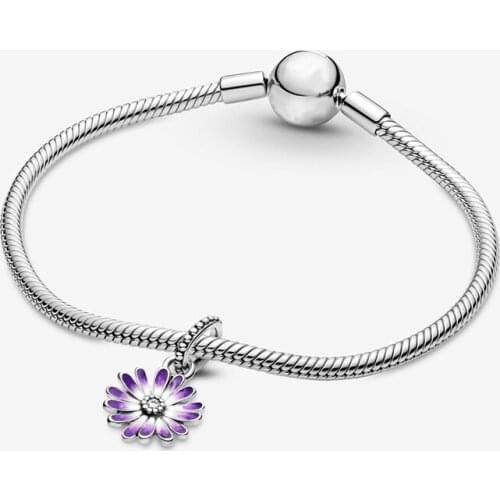 2021 Classic Fashion New Purple Daisy Pendant Bracelet, High-quality And Exquisite Jewelry For Romantic Gifts For Couples