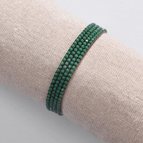 LUNA CHIAO 4pcs/set Cuff Bracelet Resin Beaded Strand Multiple Stackable Bracelets for Women