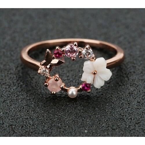 Fashion Butterfly Flowers Rhinestone Ring Rose Gold Glossy Women Geometric Metal Elegant Gorgeous Finger Ring Jewelry