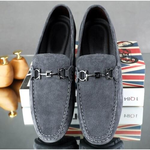 New Men Shoes Loafers Slip on Male Footwear Driving Moccasin Soft Comfortable Casual Shoes Men Sneakers Flats High Quality Retro
