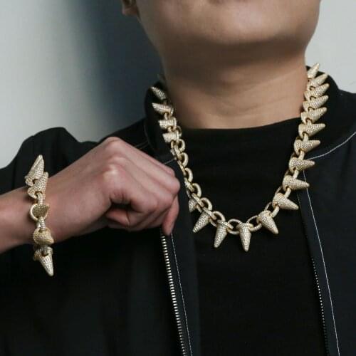 Hip Hop Full AAA+ CZ Zircon Bling Ice Out Personality Luxury Arrow Rivets Link Chain Necklace for Men Rapper Jewelry Gold Color