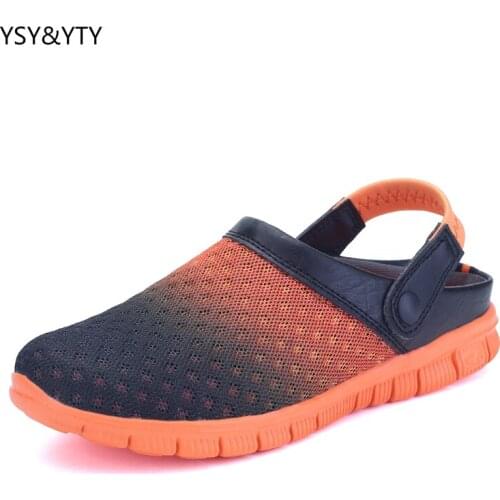 2019 new Spring and summer mens cloth cool slippers breathable hole shoes men sandals trend birds nest gradient lazy half slipp