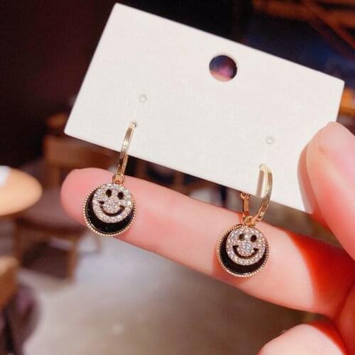 YAOLOGE For Women White Black Smile Drop Earrings Round Alloy Earrings 2021 Trend Fashion Party Jewelry Oorbellen Wholesale