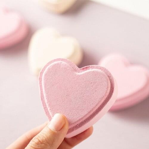 Q1QD Heart Bubble Bath Bomb Natural Fizzy for Women Moisturizes Dry Sensitive Skin. Releases Color, Scent, and Bubbles