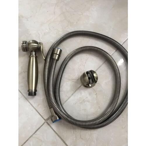 Monite Antique Inspired Solid Brass Bidet Faucet Polished Brass Finish Bathroom Basin Faucet Mixer Tap