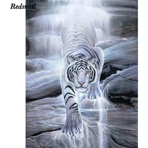 Black and white tiger Diy Diamond painting 5D Square/round Drill mosaic Diamond Embroidery Cross Stitch home decor Animal EE1125