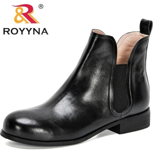 ROYYNA 2021 New Designers New Luxury Chelsea Boots Women Ankle Boots Chunky Shoes High Top Boots Ladies Slip on Office Boots