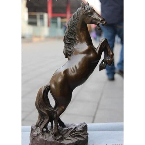 China Folk Copper Bronze Feng Shui Lucky Across Fly Gallop Run Horse Art Statue