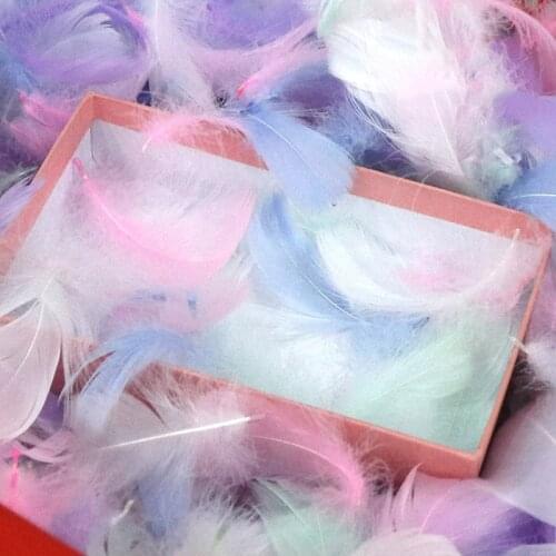 100pc/Pack Colorful Feathers Gift Box Filler Wedding Birthday Party Favors Decoration Crinkle Cut Paper Shred Packaging Gift Bag