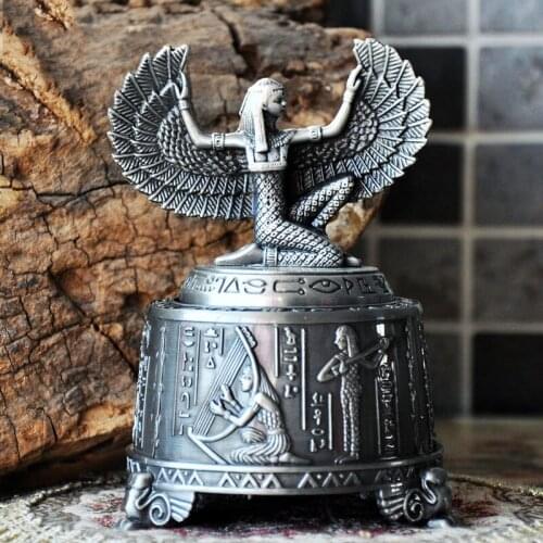 Creative Vintage Silver Music Box Clockwork Metal Musica Decoration Happy Birthday Unique Gifts Caja Musical Gift Box EH50MB