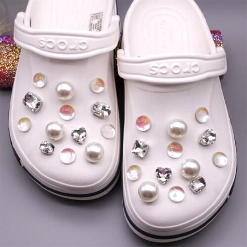 1pcs Metal Pearl Flower Croc Charms Accessories Clog Shoe Button Decoration For Wristbands Kids Girl Women Party Shoe Button