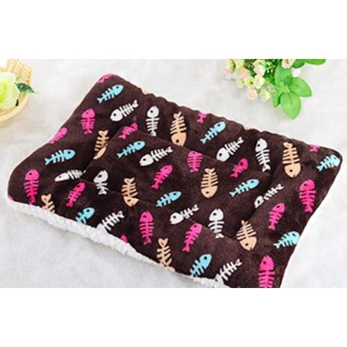 Soft Flannel Pet Mat Dog Bed Winter Thicken Warm Cat Dog Blanket Puppy Sleeping Cover Sofa Cushion For Small Medium Large Dogs